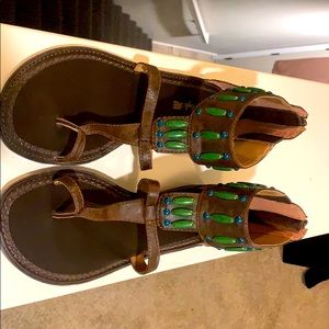 Women's mule sandals